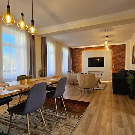 Yfb I 130M2 Designwohnung Mit 2 Baedern Gera Exterior foto