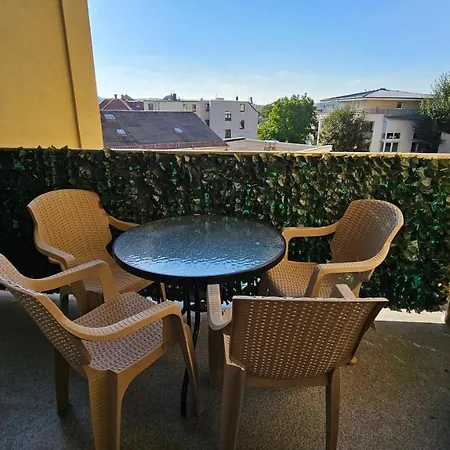 Yfb I 130M2 Designwohnung Mit 2 Baedern Gera Exterior foto