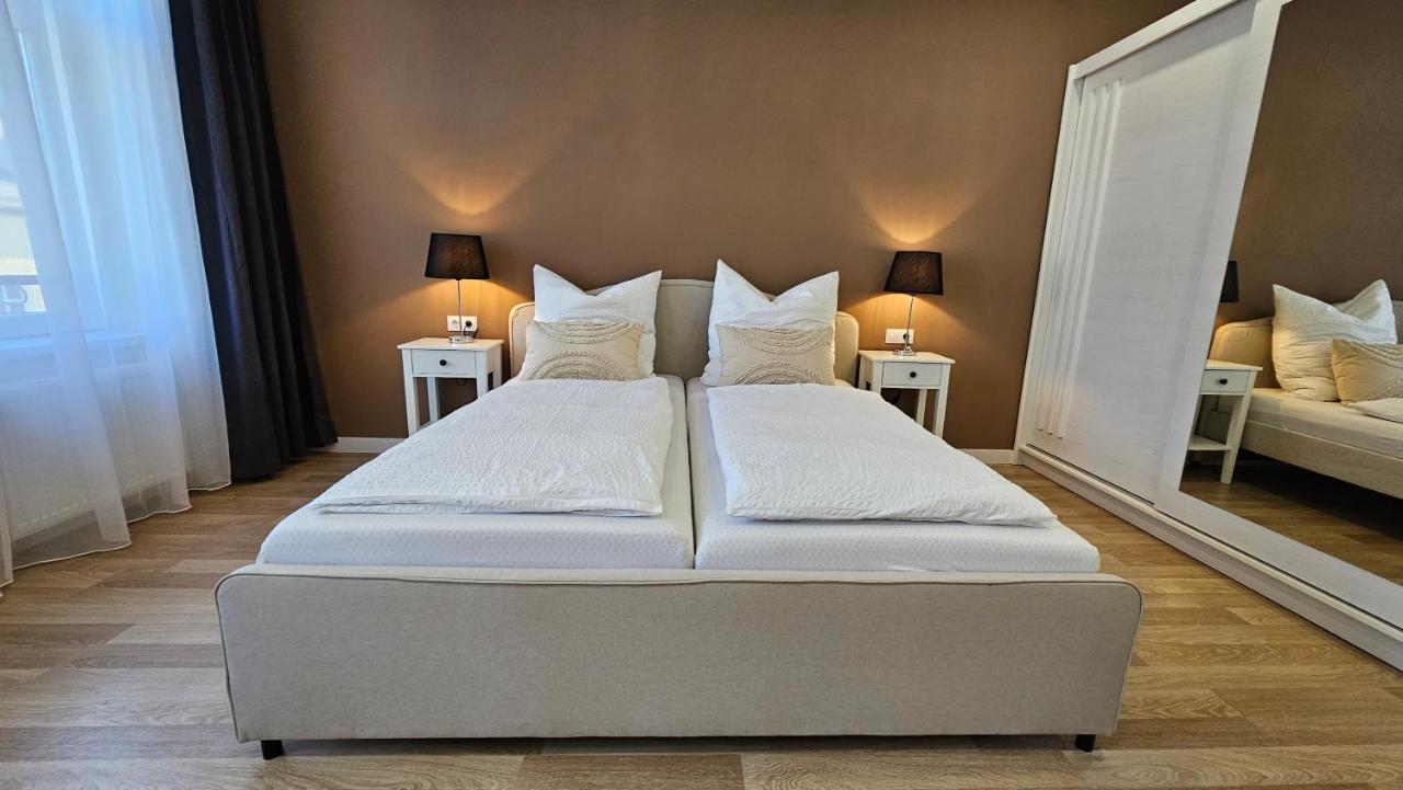 Yfb I 130m2 Designwohnung Mit 2 Baedern Gera