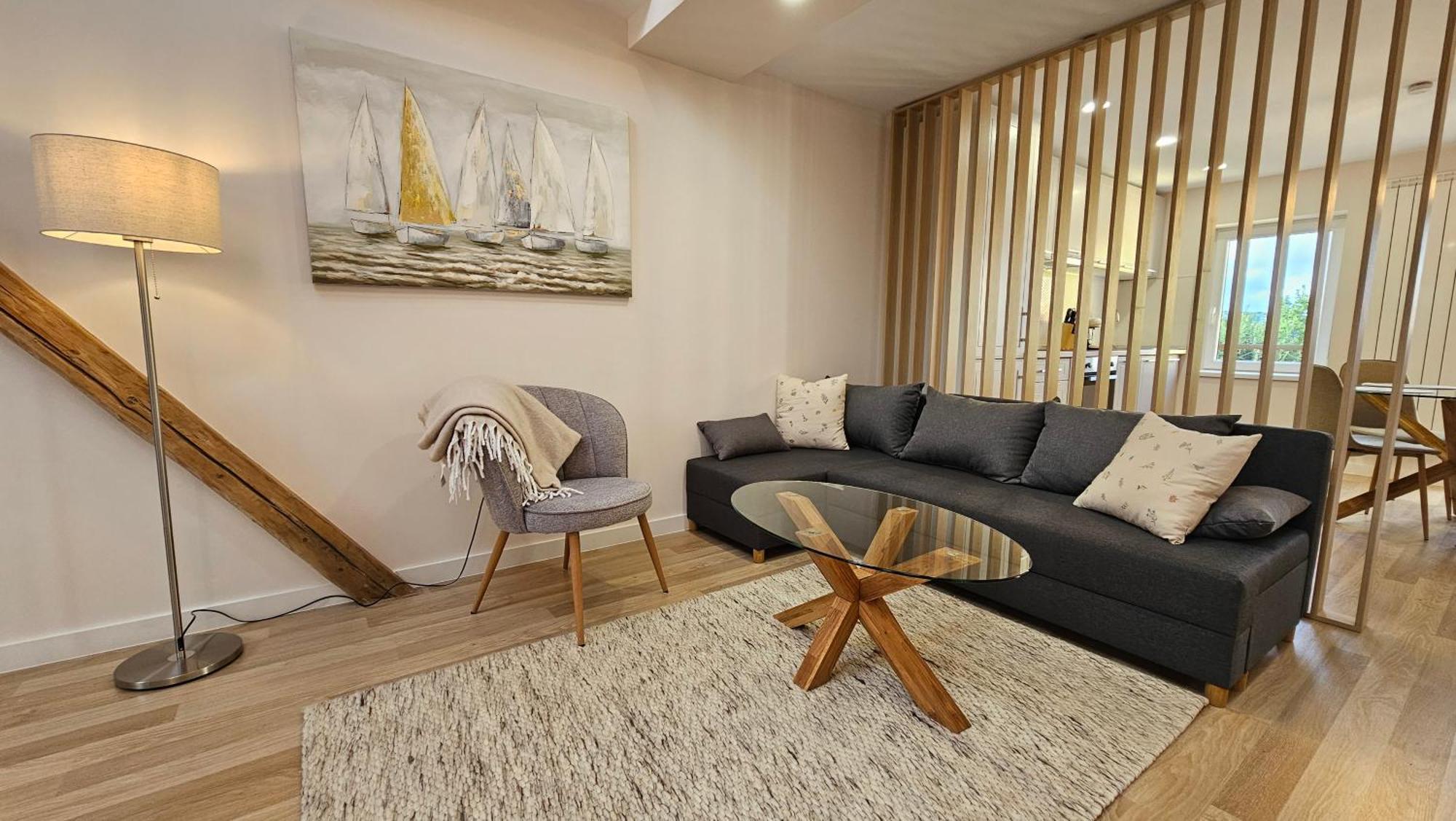 Yfb I 130m2 Designwohnung Mit 2 Baedern Apartment Gera