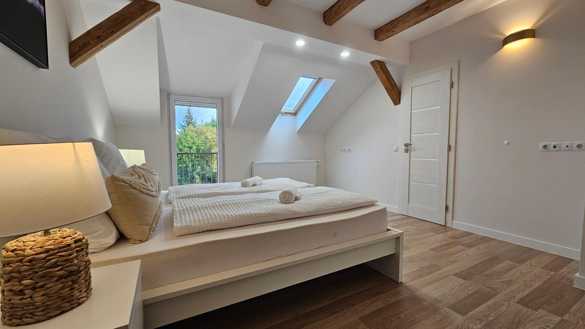 Apartment Yfb I 130m2 Designwohnung Mit 2 Baedern Gera